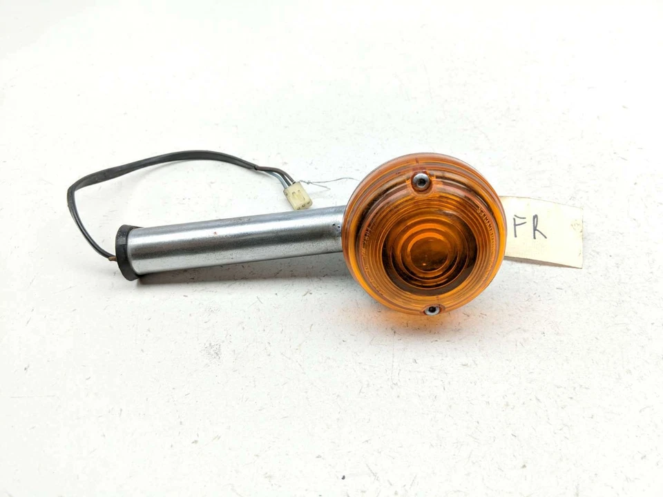 98-06 Victory V92 V92C Deluxe luz indicadora piscante de seta dianteira direita - Imagem 1 de 4