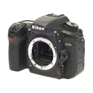 Nikon D7500 Gehäuse ca. 6.000 Ausl. Kamera - Bild 1 von 5