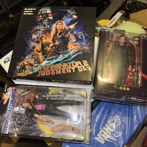 NECA Terminator 2 Judgment Day Sarah & John Connor Figuren versiegelt, T-800 - Bild 1 von 5