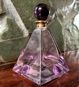 VTG ILLUSIONS ITALY PURPLE LEAD CRYSTAL AMETHYST GLASS PYRAMID PERFUME BOTTLE - Picture 1 of 14