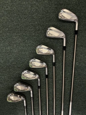 MINT Srixon Irons 5-A Combo Set ZXi4: 5,6 Iron; ZXi5: 7-P,A - Senior Flex RH - Image 1 of 4