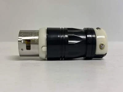 2 PK Leviton (CS6365C) California-Style Industrial Grade Locking Plug - Image 1 of 4