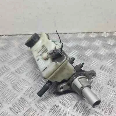 Renault Megane brake master cylinder 1.6L Petrol K4M 812/813 0204051266 05-08 - Image 1 of 4