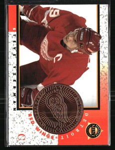 Steve Yzerman 1998 Pinnacle Mint Bronze Collection #5  Hockey Card