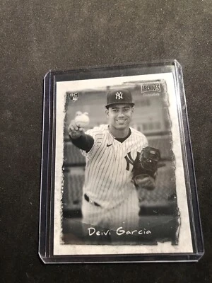 2021 Archives Snapshots Tintype Titans Black & White /50 Deivi Garcia Rookie RC - Image 1 of 2