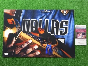 TYSON CHANDLER DALLAS MAVERICKS SIGNED 12x18 PHOTO "NBA CHAMPS" JSA COA - Picture 1 of 4