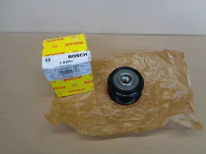 NEW GENUINE BOSCH 1126601567 ALTERNATOR FREEWHEEL PULLEY VW 058903119C 058903165 - Picture 1 of 2