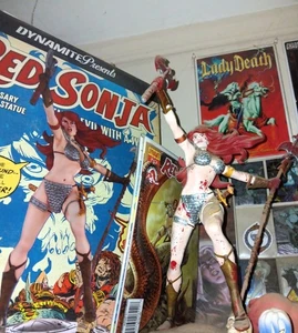 ESTATUA BERZERKER SONJA ROJA 45 ANIVERSARIO con Dos Cómics y Funko "Sangriento" - Imagen 1 de 5