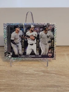 2025 Topps #79 AL Leaders HR (Juez) Lámina de confeti Celebración Mega Exclusiva - Imagen 1 de 2