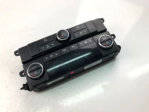 NL1686 CHRYSLER Climate Control Unit P55111918AA - Picture 1 of 4