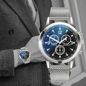 Herren/Jugend: Designer Chronograph blaues Zifferblatt Uhr, Netzeffekt silberfarbenes Armband - Bild 1 von 4