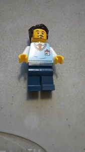Lego 10326 Natural History Museum Natural Employee Minifigure - Picture 1 of 1