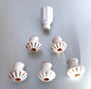 Lot Of 6 Old Porcelain Knobs Furniture Handles Drawer Handles 30Mm - Picture 1 of 5