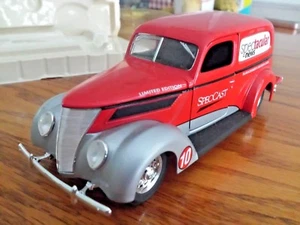 SpecCast Ford 1937 Van Spectacular News 1:25 Scale Die Cast Coin Bank - Picture 1 of 12