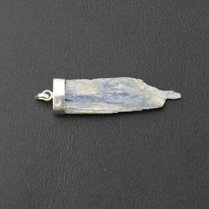 Ciondolo Cristallo di Cianite Naturale Artigianale in Argento Sterling - Foto 1 di 8