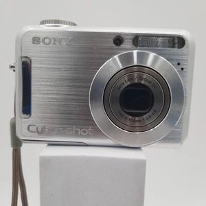 Sony Cyber shot DSC-S700 7.2MP 3X Optical Zoom CCD Digital Camera Parts/ Repair - Picture 1 of 19