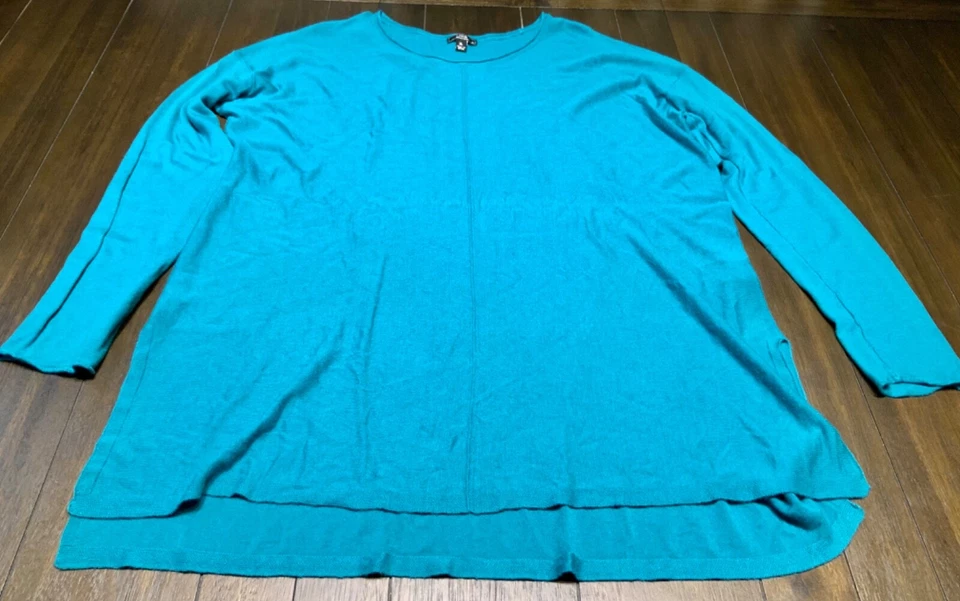 Top túnica verde Lisa International para mujer camisa XL suéter navideño súper suave Foto 1 de 3