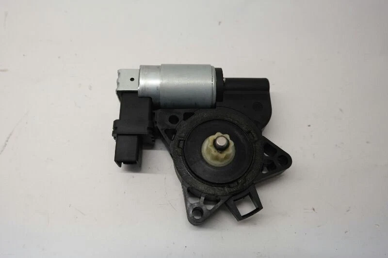 2004-2009 Mazda 3 RH Power Window Motor Rear Passenger Right  - Image 1 of 4