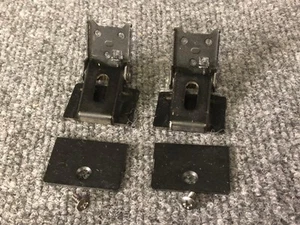 Pair of Kenwood KD Turntable Dust Cover Hinges - Parts - Picture 1 of 2
