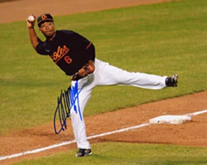 Melvin Mora Autographed / Signed Baltimore Orioles Baseball 8x10 Photo - Picture 1 of 1