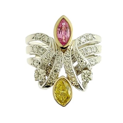 Anillo único de diamantes amarillos y zafiros rosados en oro blanco/amarillo de 14 k talla 7 Foto 1 de 4