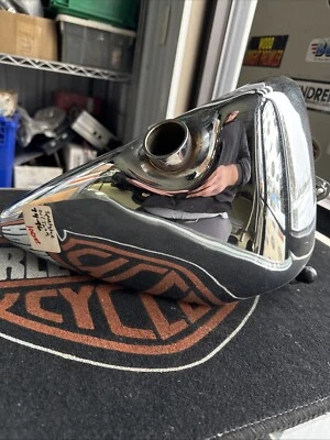 TANQUE DE ÓLEO CROMADO HARLEY DAVIDSON 883 1200 XL SPORTSTER 1994-1996 62475-94 - Imagem 1 de 3