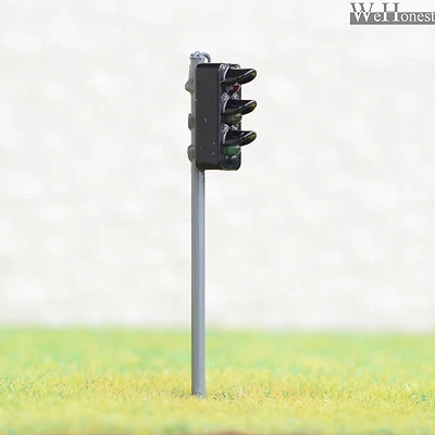 2 x traffic signal light HO OO scale model railroad crossing walk led lamps #GR3 - Image 1 of 4
