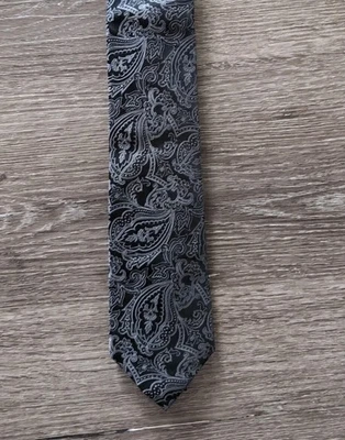 Corbata para hombre DKNY 100 % seda negra/gris plateada imprescindible Foto 1 de 4