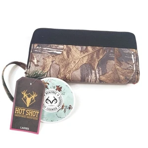 [NEW] [NWT] RealTree Women's Camouflage Clutch Wallet Camo Black Zipper Closure - Picture 1 of 13