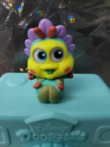 Young Heimlich - A Bug's Life - Disney Doorables - Remember When - Picture 1 of 1