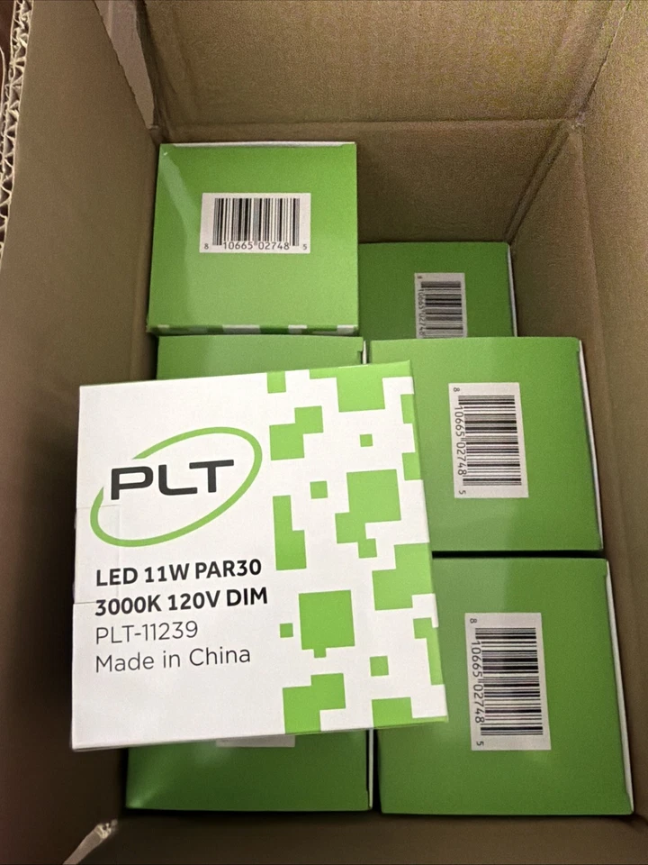 PLT-11239 Led 11w Par30 3000k 120v Dim Lot-12 - Image 1 of 1