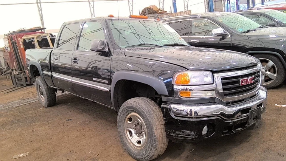 Rear Axle Classic Style Creased Door Skin Fits 99-07 SIERRA 2500 PICKUP 6862745 Foto 1 de 4