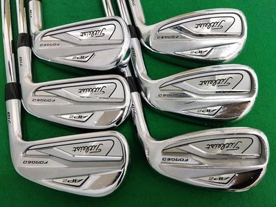 Titleist Right Handed Iron Set AP2 718 5-9,P AMT TOUR WHITE Flex S200 - Image 1 of 4