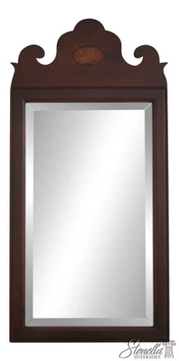 70529: Espejo biselado de caoba con incrustaciones COOPER CLASSICS Foto 1 de 4