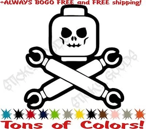 LEGO Movie Skull and Crossbones Adesivo Decalcomania Vinile Finestra Auto Tablet USA! BOGO! - Foto 1 di 3