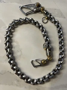 Cadena Billetera Motociclista, Mosquetón Titanio, Cadena Eslabón D Pesado, 24-3/4”, 62,86 cm - Imagen 1 de 21