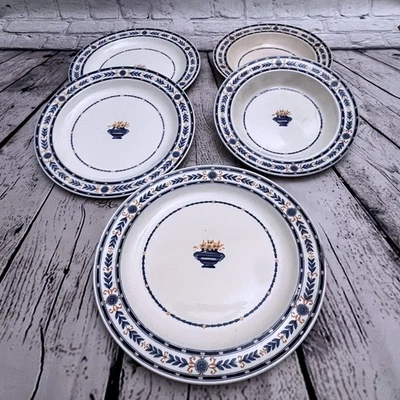 Juego de 6 platos de vajilla inglesa Wedgwood Blue Laurel The Etruria azul y beige Foto 1 de 4