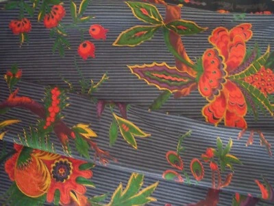 2 Coupons Tissu d' ameublement noir et rouge Romanex, 70x150, 65x150cm - Photo 1/4