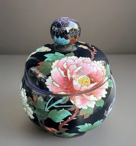 ANTIQUE JAPANESE CLOISONNÉ GINBARY JAR BUTTERFLY FLOWERS - Picture 1 of 10