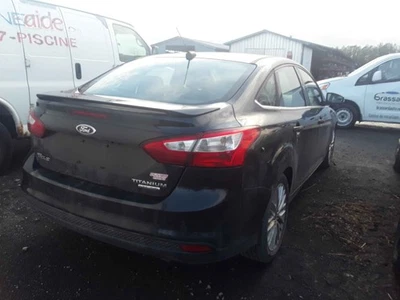 Used Radiator fits: 2013 Ford Focus electric EV Grade B Foto 1 de 4
