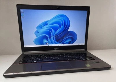 Fujitsu Lifebook 2015 Laptop 2.5Ghz 8GB 120GB hDD Windows 11 Fast - Bild 1 von 4