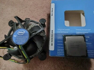 Intel Pentium Gold Dual Core G5400 Desktop 3.7 GHz LGA1151. **Fan Included - Image 1 of 3
