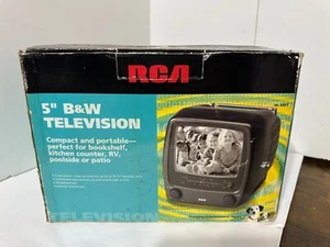 Vintage RCA 5" Portable Black & White CRT TV Television 16-3001 - Picture 1 of 12