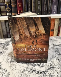 Deadhouse Landing - Ian C Esslemont (Hardcover) First US Edition/Print, VG+, TOR - Picture 1 of 17