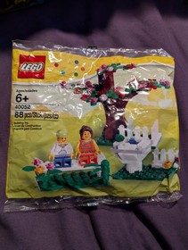 Lego Seasonal Polybag - 40052 - Springtime Scene - Retires Sealed New