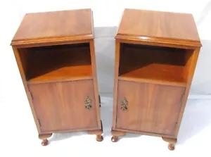 Pair Antique Style Walnut Bedside Cupboards Cabinets Lamp Stands - Picture 1 of 12