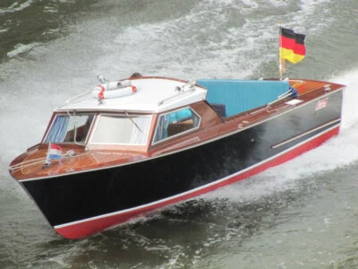 Holzboot Klassiker Wolfrat Sportcraft  - Bild 1 von 4
