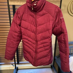 Columbia Puffer Jacket Nylon Fill Magenta Pink Full Zip Women's Medium Coat M - Picture 1 of 5