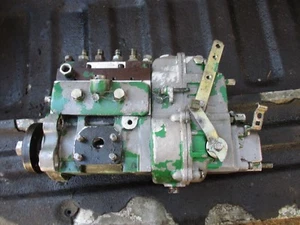 1985 John Deere farm 2550 tractor DIESEL FUEL INJECTOR PUMP - Picture 1 of 7