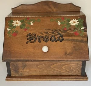 Vintage Wooden Bread Box Hand Painted Strawberries Cottagecore/Farmhouse - Picture 1 of 10